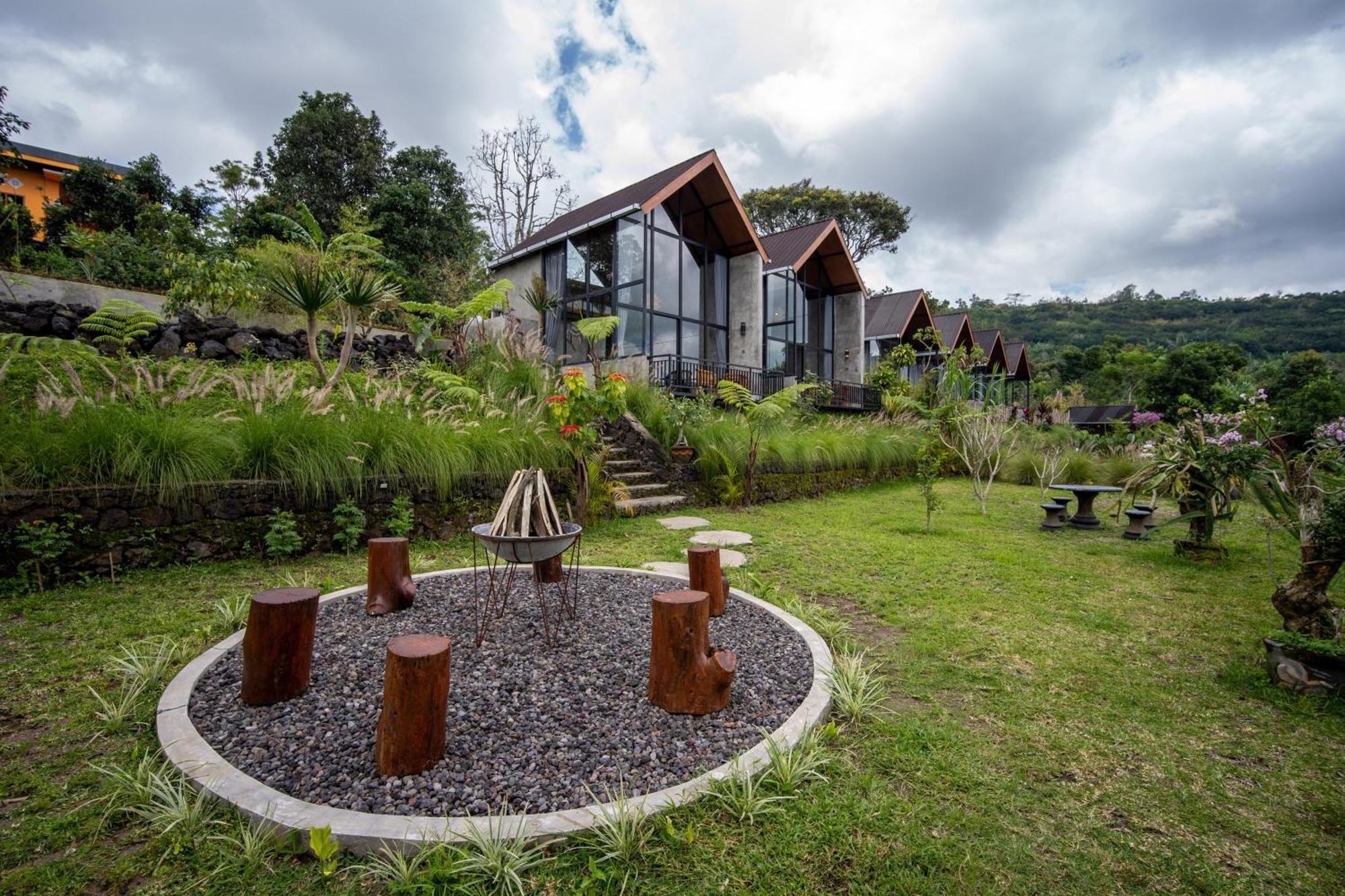 ホテル Mountain Peak Kintamani エクステリア 写真