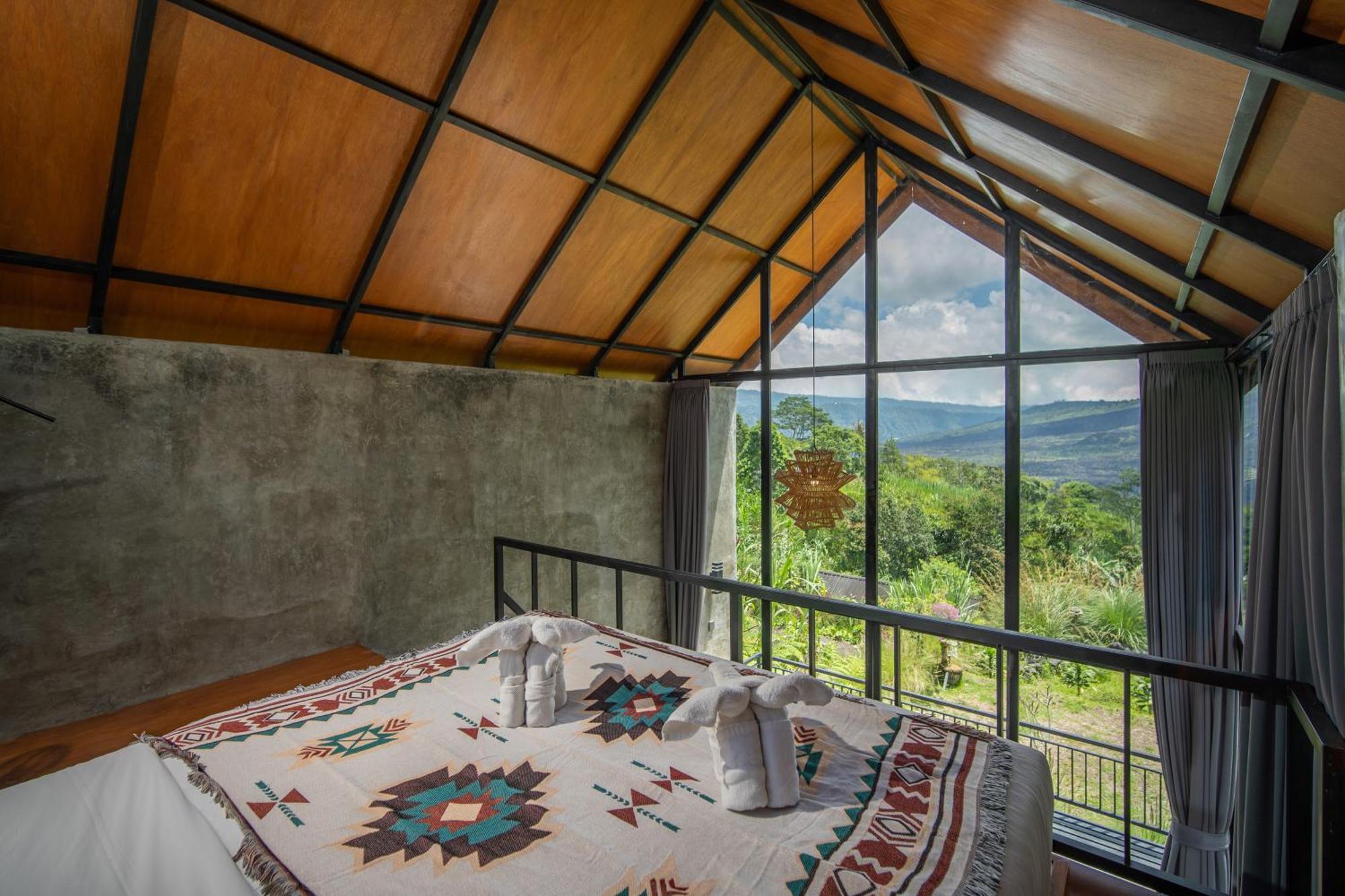ホテル Mountain Peak Kintamani エクステリア 写真